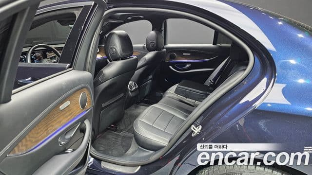 Mercedes-Benz E-класс W213 Exclusive, 2022 12