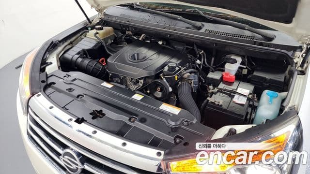 KG모빌리티(SsangYong) Korando 투리스모 4WD TX 9인승, 2016 6