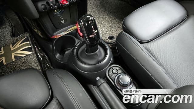 Mini Cooper 3세대, 2022 9