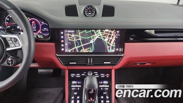 Porsche Cayenne (PO536) 3.0 купе, 2023 14