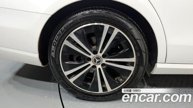 Mercedes-Benz E-класс W213 Avantgarde, 2021 все фото