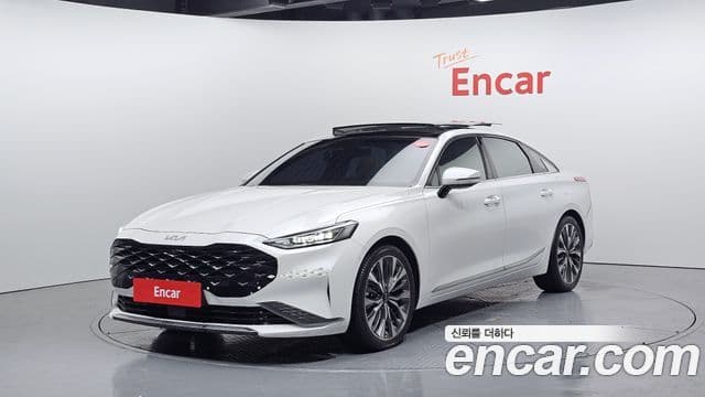 Kia K8 Signature, 2022 1