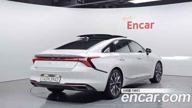 Kia K8 Signature, 2022 2