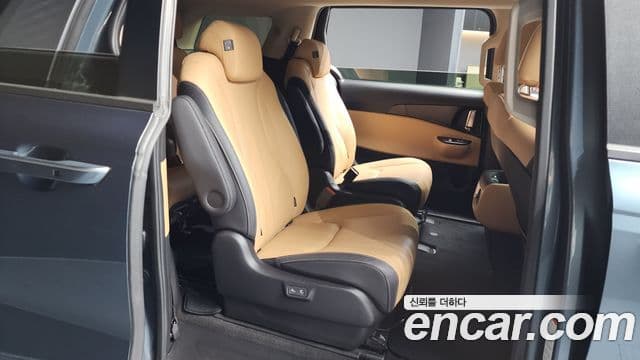 Kia Carnival 4세대 Prestige, 2022 12
