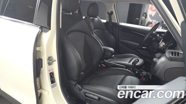 Mini Cooper 3세대, 2022 10