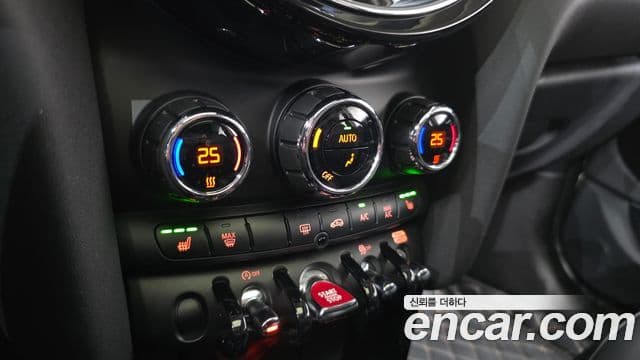 Mini Cooper 3세대, 2022 16
