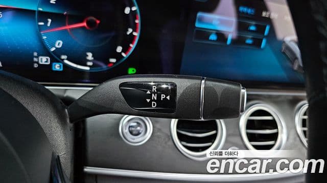 Mercedes-Benz E-класс W213 AMG Line, 2023 9