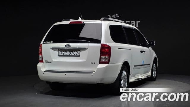 Kia Carnival R Premium, 2012 2