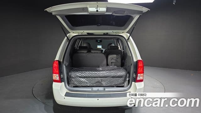 Kia Carnival R Premium, 2012 20