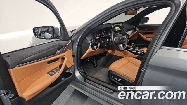BMW 5시리즈 (G30) 520i M Sport, 2023 10