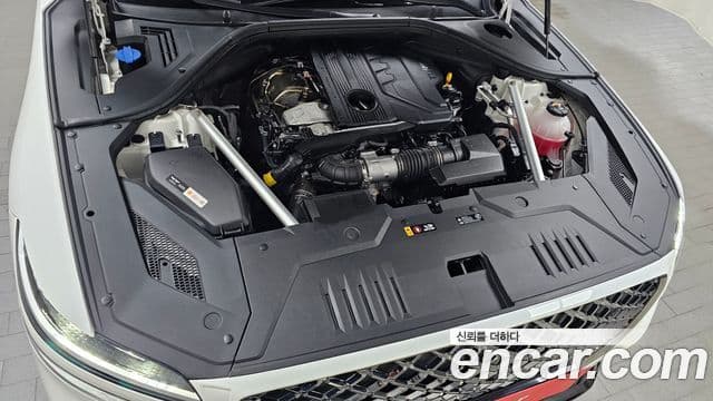 Genesis GV70, 2022 6