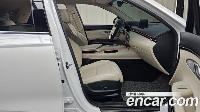 Genesis GV70, 2022 11