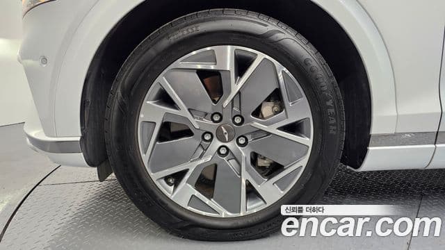 Genesis electrified GV70 e-AWD, 2022 все фото