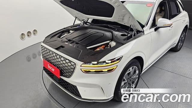 Genesis electrified GV70 e-AWD, 2022 6