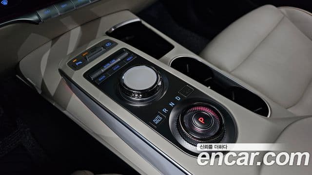 Genesis electrified GV70 e-AWD, 2022 9