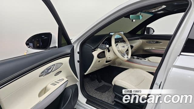 Genesis electrified GV70 e-AWD, 2022 10