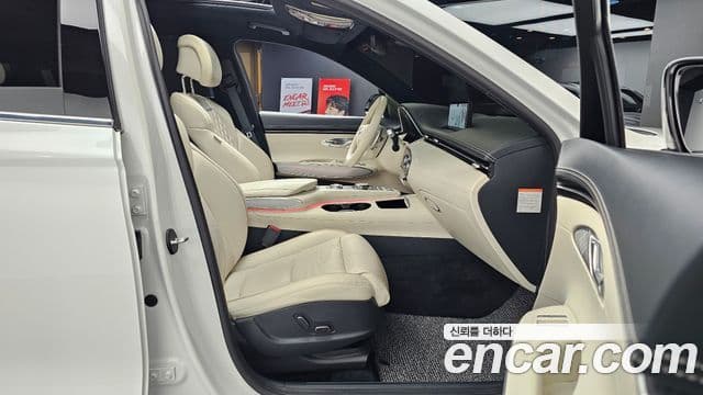 Genesis electrified GV70 e-AWD, 2022 12