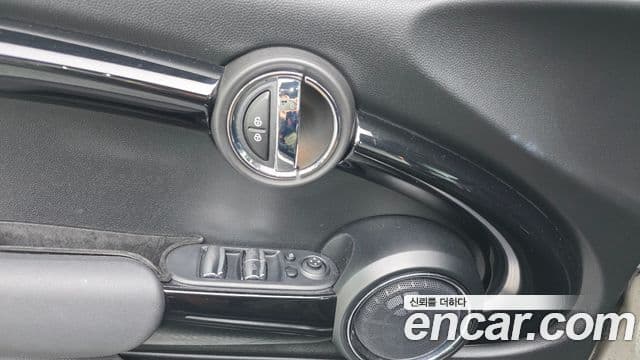 Mini Cooper S кабриолет 3세대, 2020 13