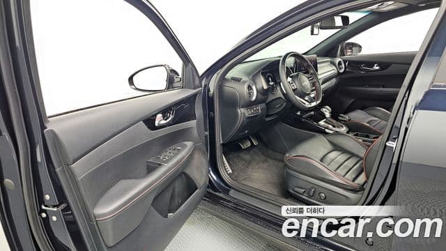 Kia The / новый New K3 2세대 Signature, 2022 10