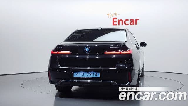BMW i7 (G70) eDrive 50 M Sport, 2024 4
