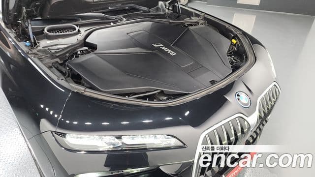 BMW i7 (G70) eDrive 50 M Sport, 2024 6