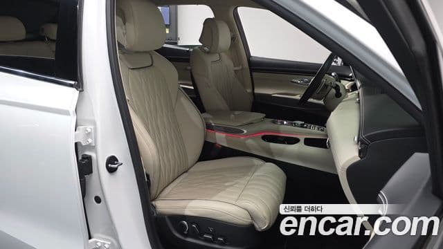 Genesis GV70, 2024 10