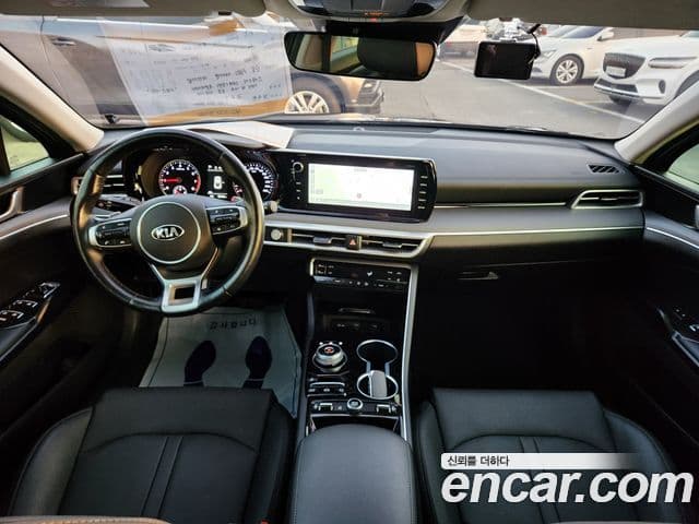 Kia K5 3세대 Prestige, 2020 10