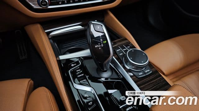 BMW 5시리즈 (G30) 520i M Sport, 2022 9