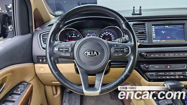 Kia All New Carnival Prestige, 2018 16
