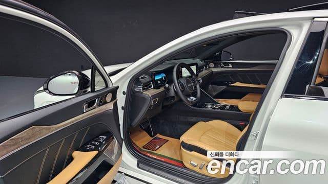 Kia K5 3세대 Signature, 2023 11