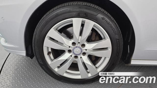 Mercedes-Benz E-класс W212 E300 Elegance, 2013 все фото