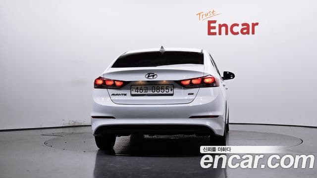 Hyundai Avante AD 1.6 GDI Smart, 2016 4