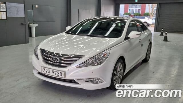 Hyundai Sonata The / новый 브릴리언트 LPI Modern(для людей с инвалидностью), 2013 1
