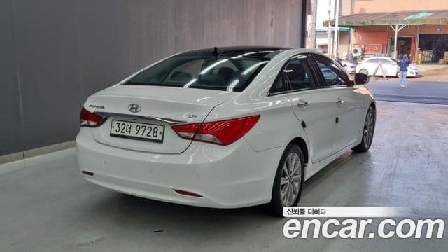 Hyundai Sonata The / новый 브릴리언트 LPI Modern(для людей с инвалидностью), 2013 2