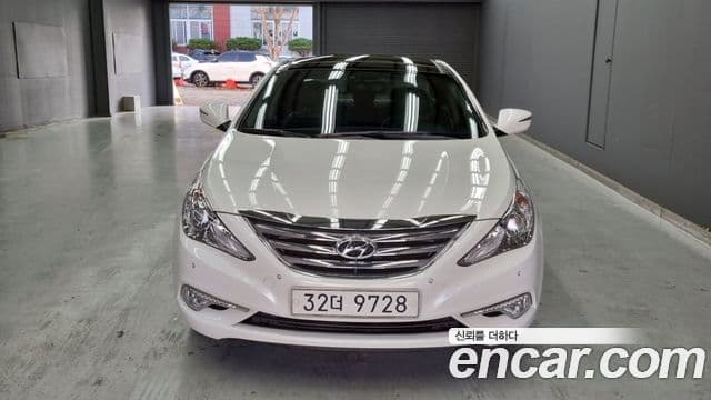 Hyundai Sonata The / новый 브릴리언트 LPI Modern(для людей с инвалидностью), 2013 3