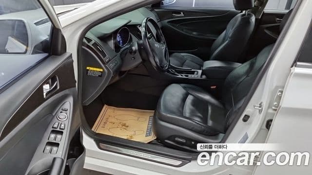 Hyundai Sonata The / новый 브릴리언트 LPI Modern(для людей с инвалидностью), 2013 14