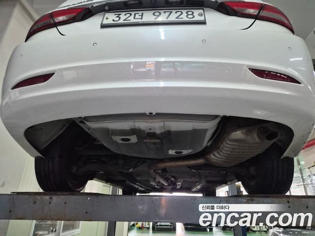 Hyundai Sonata The / новый 브릴리언트 LPI Modern(для людей с инвалидностью), 2013 19