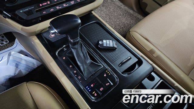 Kia All New Carnival Luxury, 2017 9