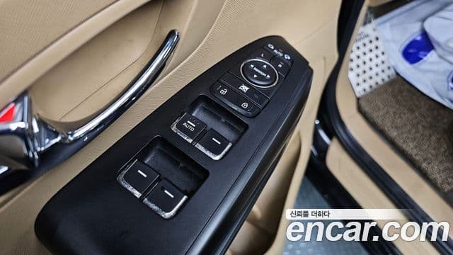 Kia All New Carnival Luxury, 2017 13