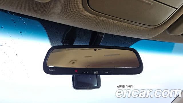 Kia All New Carnival Luxury, 2017 18