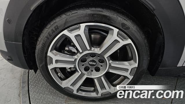 Mini Cooper S Countryman 2세대, 2023 все фото