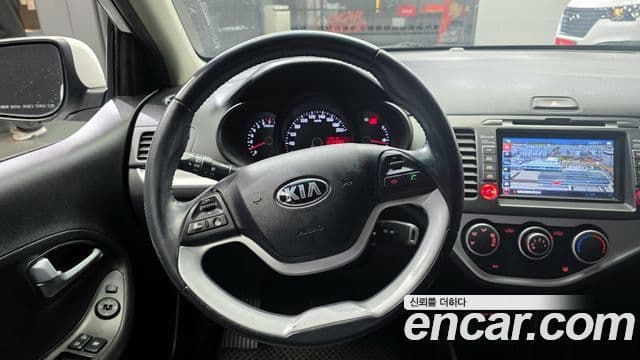 Kia All New Morning Deluxe Trendy, 2015 13