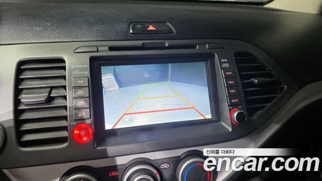 Kia All New Morning Deluxe Trendy, 2015 16