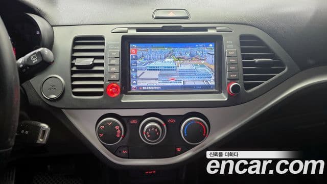 Kia All New Morning Deluxe Trendy, 2015 17