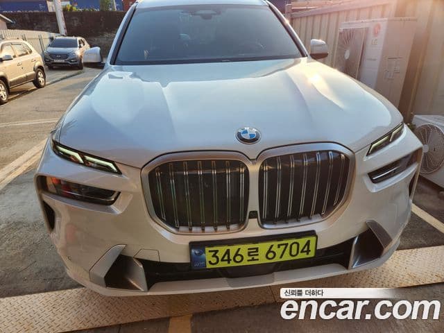 BMW X7 (G07) xDrive 40d Design Pure Excellence 6인승, 2025 1