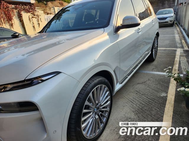 BMW X7 (G07) xDrive 40d Design Pure Excellence 6인승, 2025 3