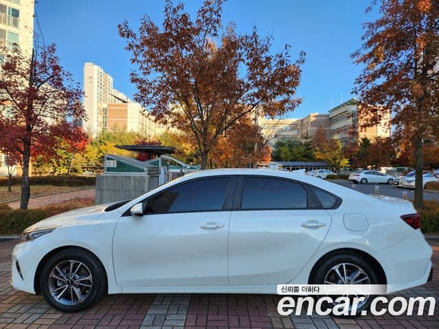 Kia The / новый New K3 2세대 Trendy, 2022 2