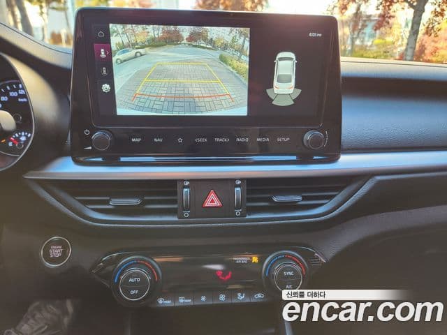 Kia The / новый New K3 2세대 Trendy, 2022 16