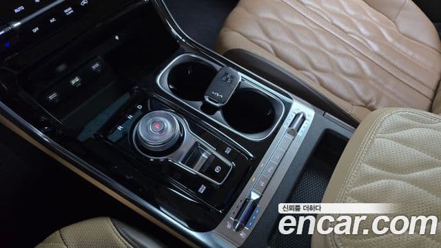 Kia Carnival 4세대 бензин 9인승 High Limousine(компания по спецнадстройкам), 2022 9