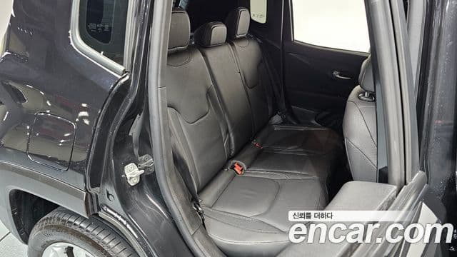 Jeep Renegade 2.4 Limited, 2021 12